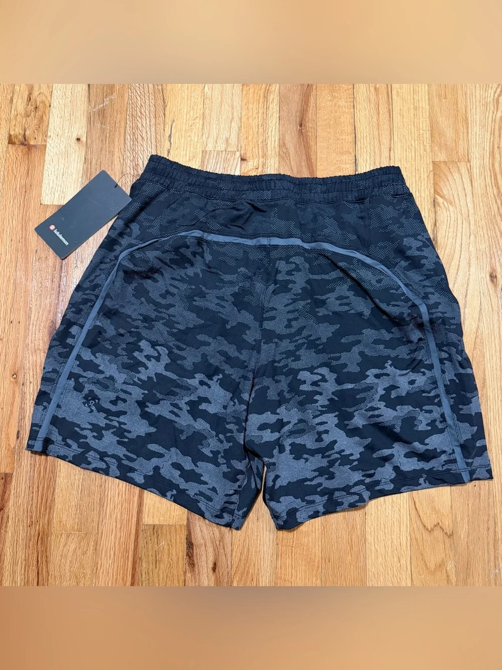 Lululemon Pace Breaker Short 7” Size L